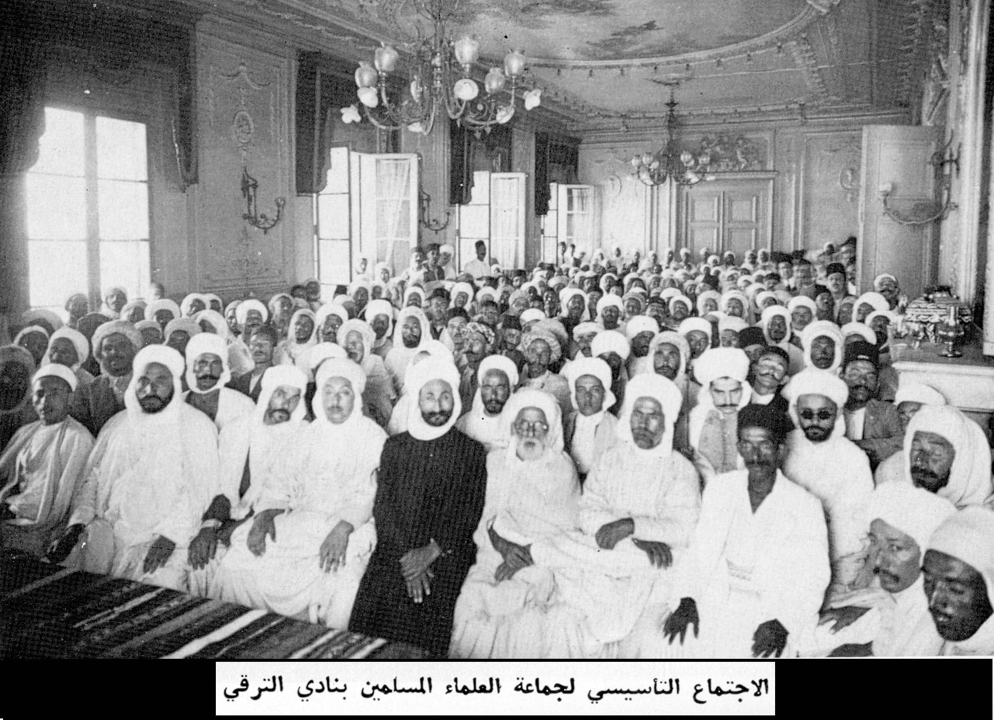 كلمة في الموضوع