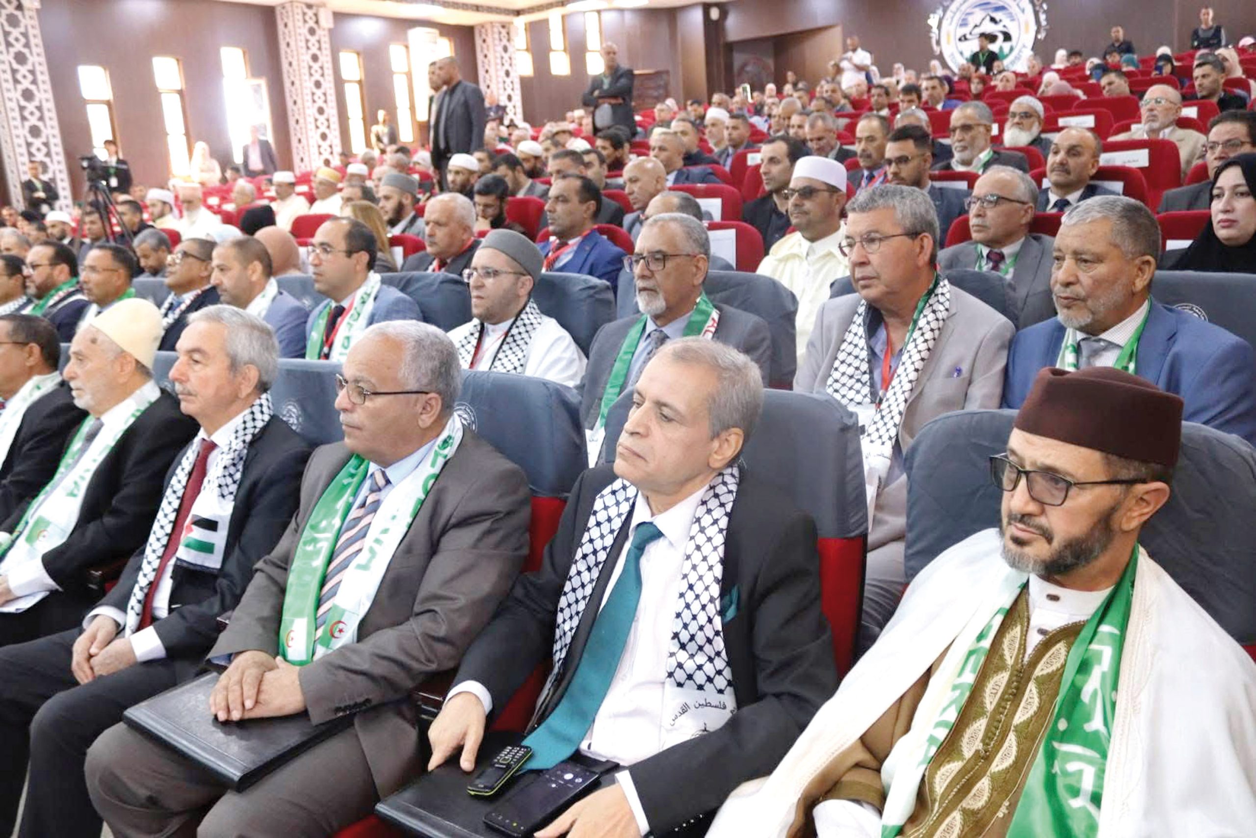 بحضور ثلة من العلماء/ الملتقى الدولي العلامة الونشريسي في طبعته الثانية