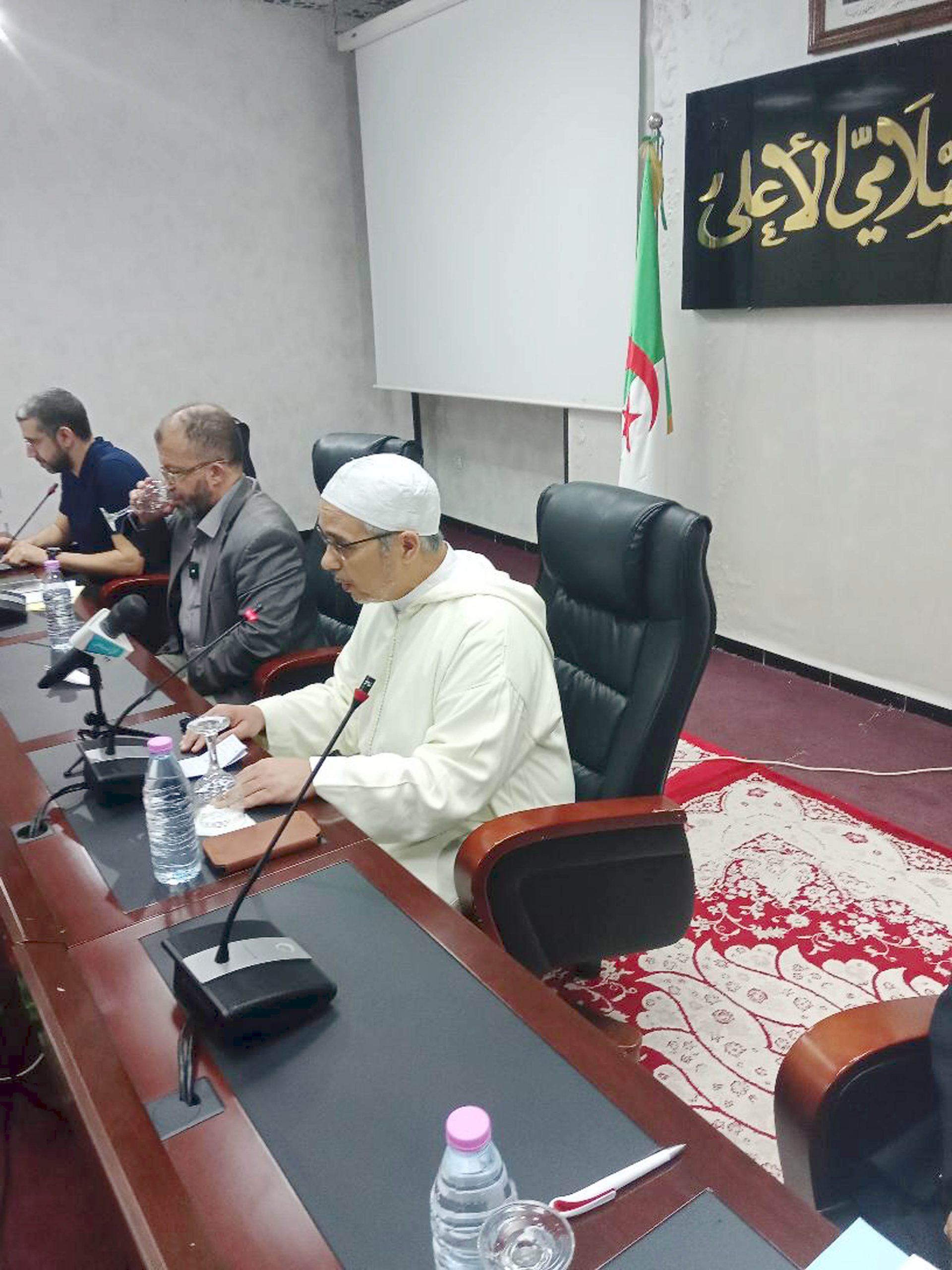 بإشراف الدكتور عمار طالبي وبحضور ثلّة من العلماء والباحثين: حفل إطلاق الكرسي العلمي «مالك بن نبي» بالمجلس الإسلامي الأعلى